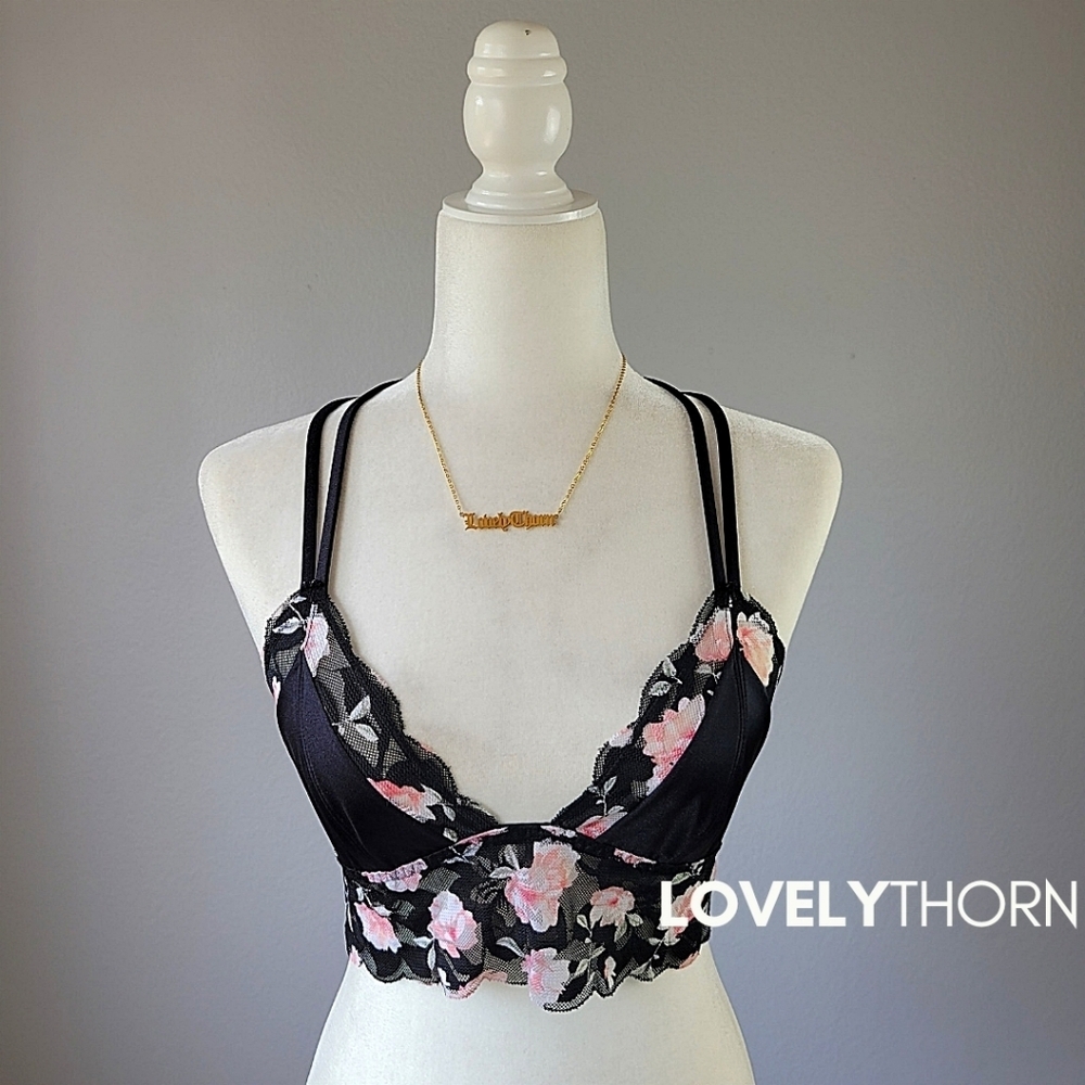 VS PINK // ltd ed stretchy satin & lace strappy cross back plunge bralette